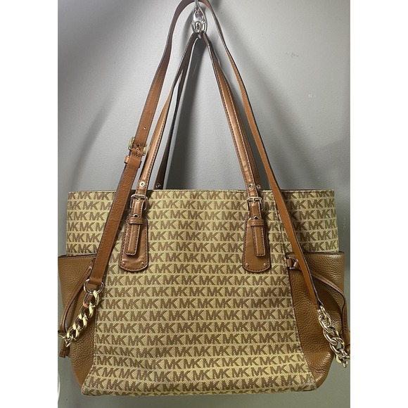 Michael Kors Large Voyager Signature Logo Jacquard‎ East West Tote Bag Tan&Brown - Picture 1 of 16